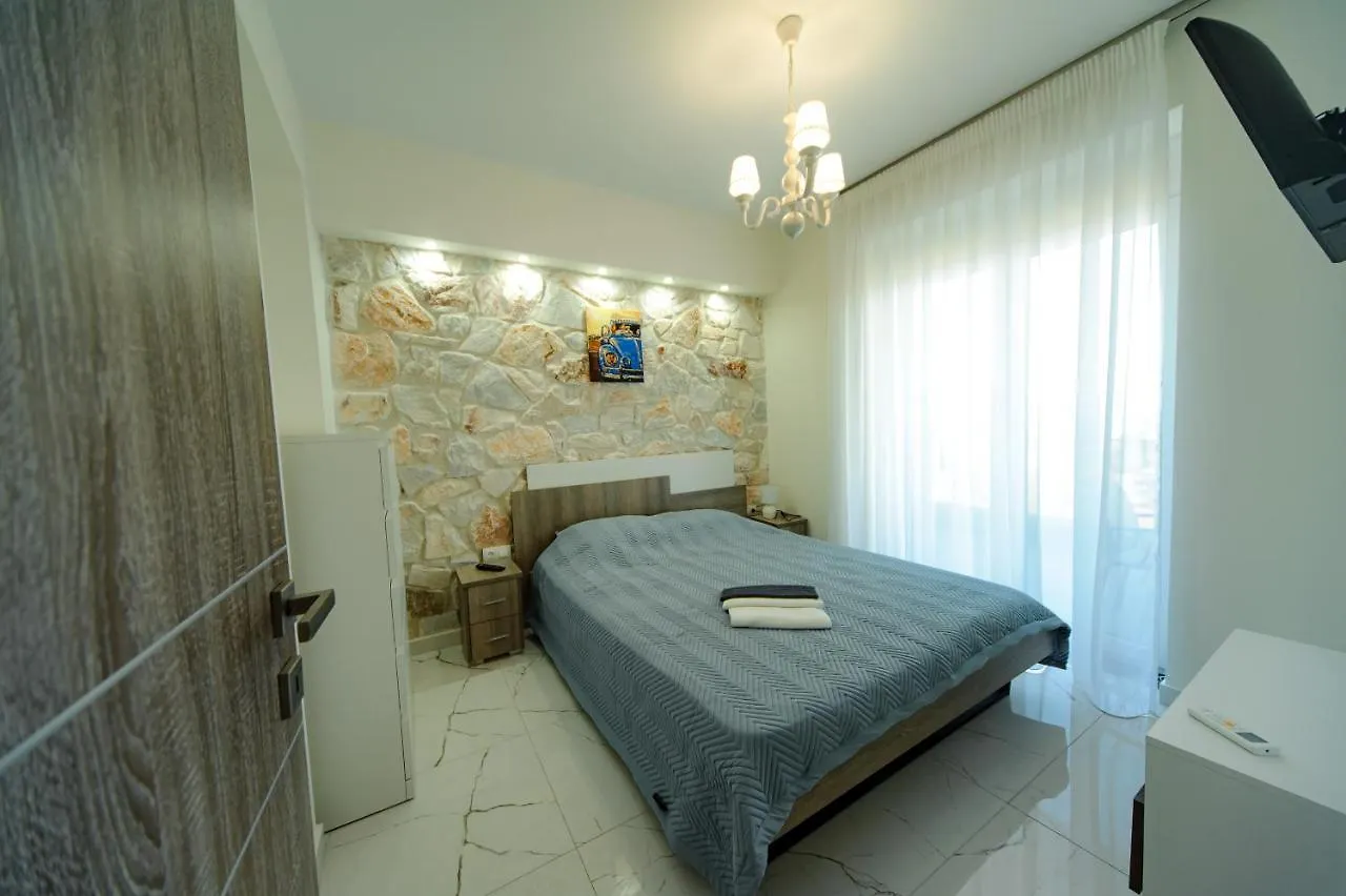 Nika Apartment 2 Hanioti 0*,  Greece